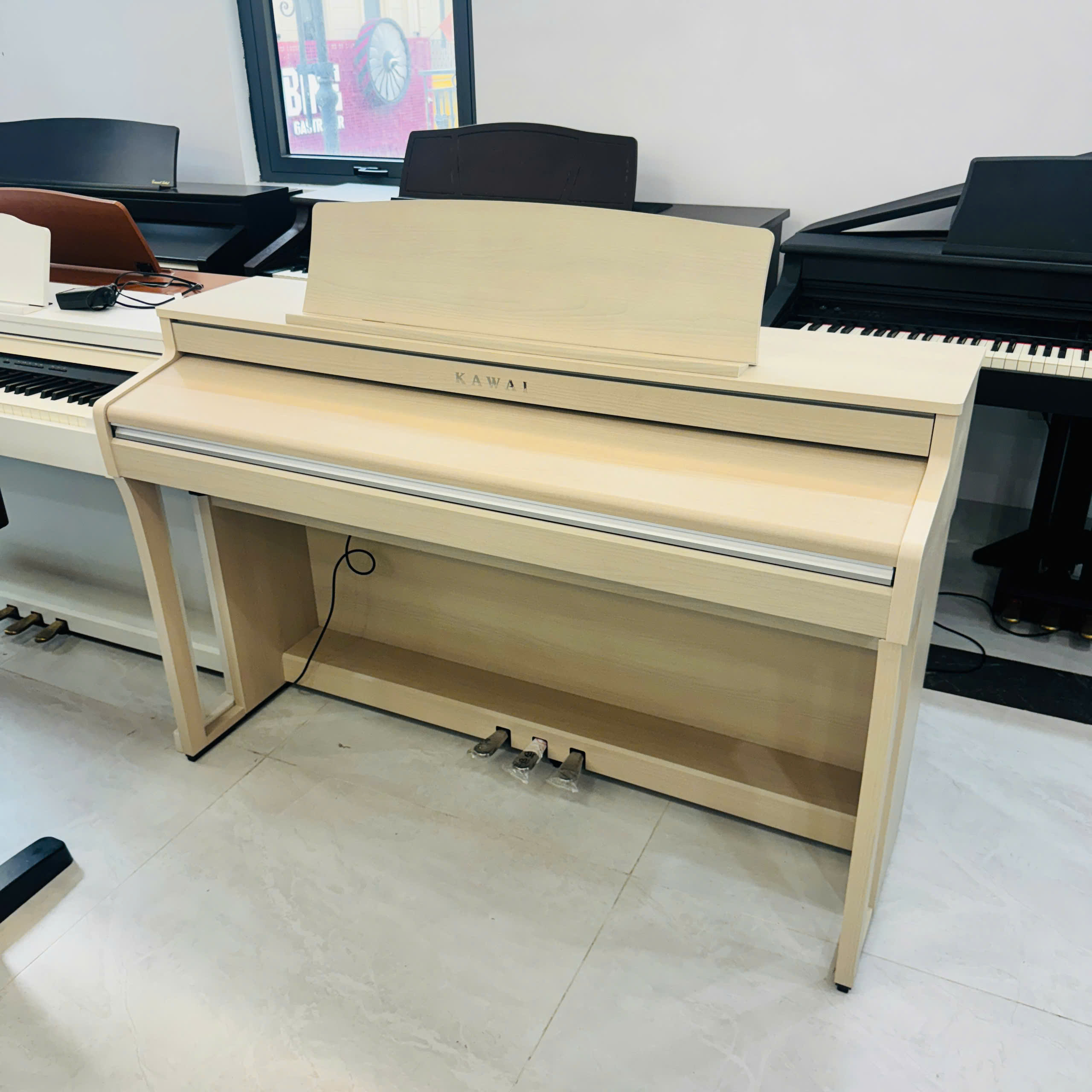 Đàn Piano Điện Kawai CA49A (Màu Sáng) – Trải Nghiệm Phím Gỗ Đỉnh Cao Với Mức Giá Rẻ Bất Ngờ