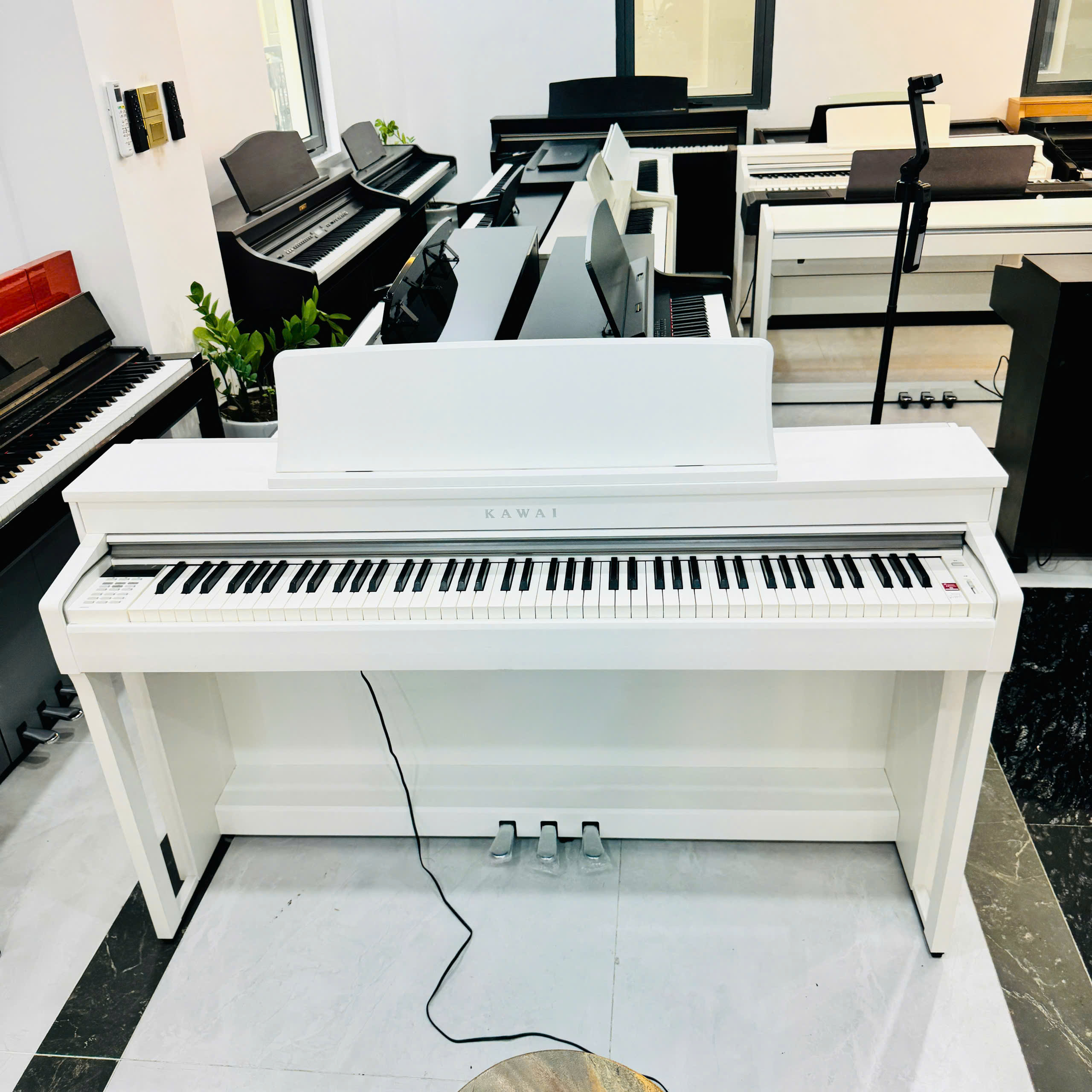 Đàn Piano Điện Kawai CN370GP: Phiên Bản Cao Cấp Với Mức Giá Rẻ Không Tưởng