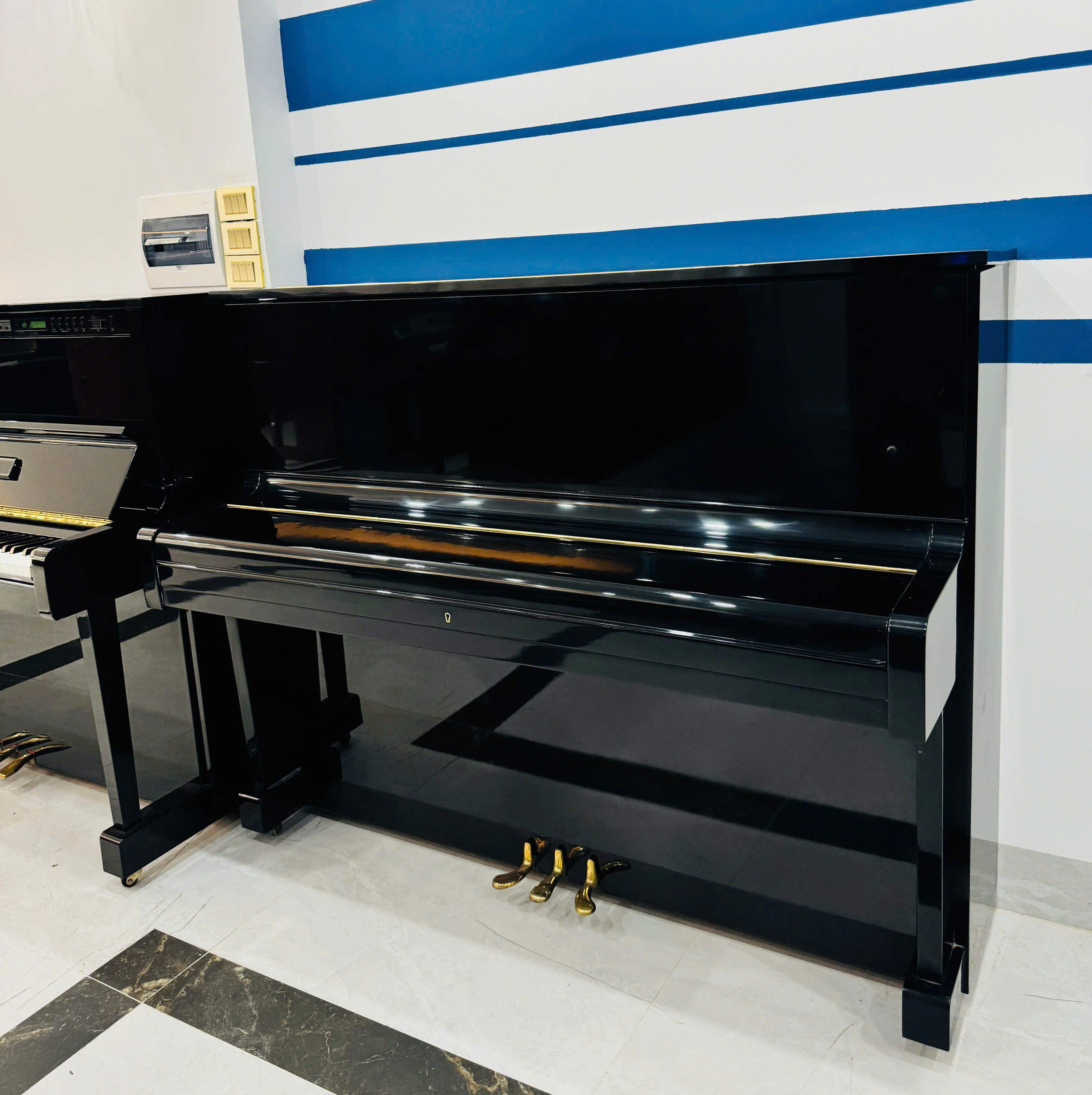 Piano Yamaha U1E Đàn Upright Nhật Bản Nguyên Bản Giá Tốt 3 Piano Yamaha U1E Đàn Upright Nhật Bản Nguyên Bản Giá Tốt - Ảnh 3