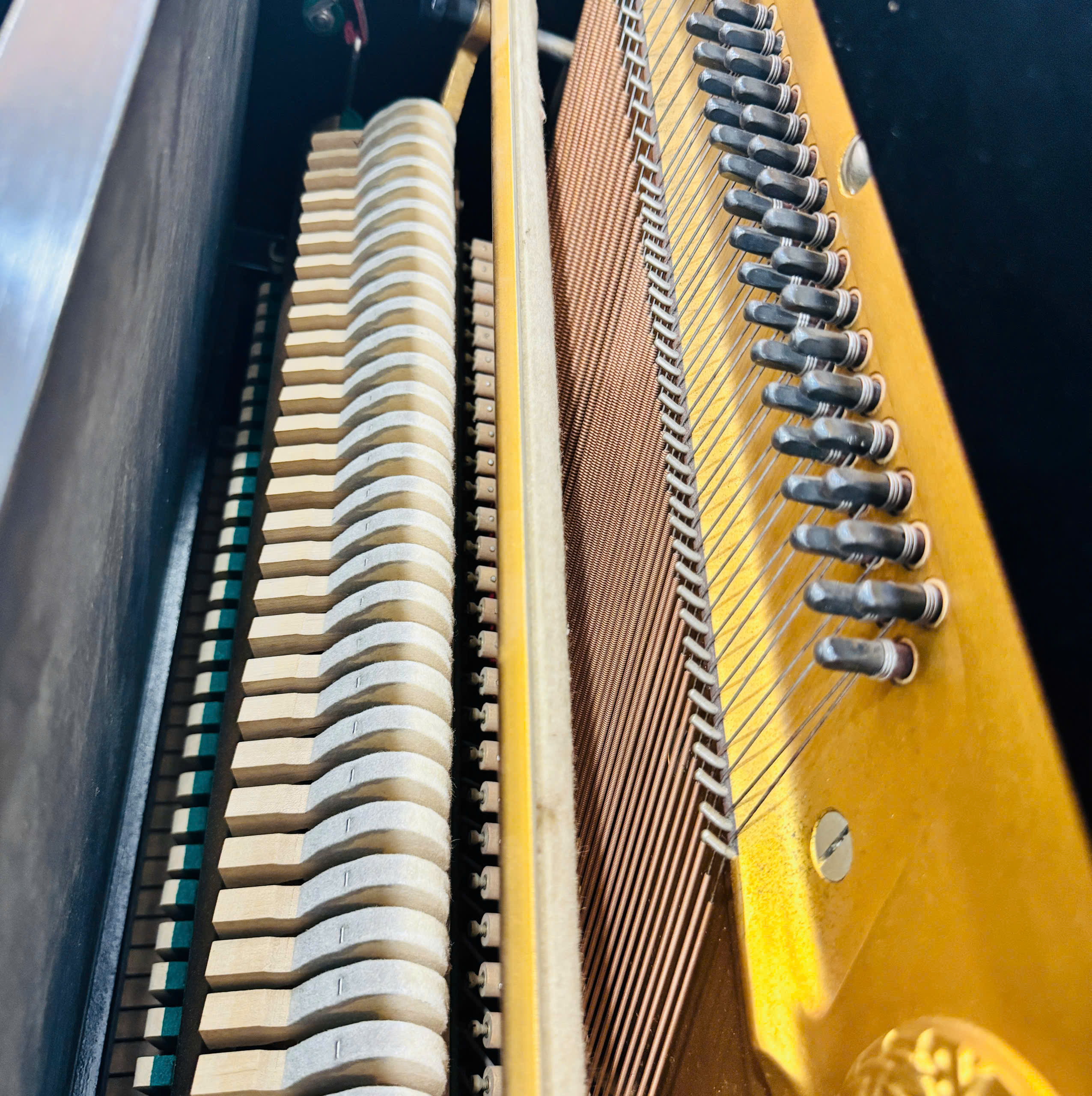 Piano Yamaha U1E Đàn Upright Nhật Bản Nguyên Bản Giá Tốt 4 Piano Yamaha U1E Đàn Upright Nhật Bản Nguyên Bản Giá Tốt - Ảnh 4