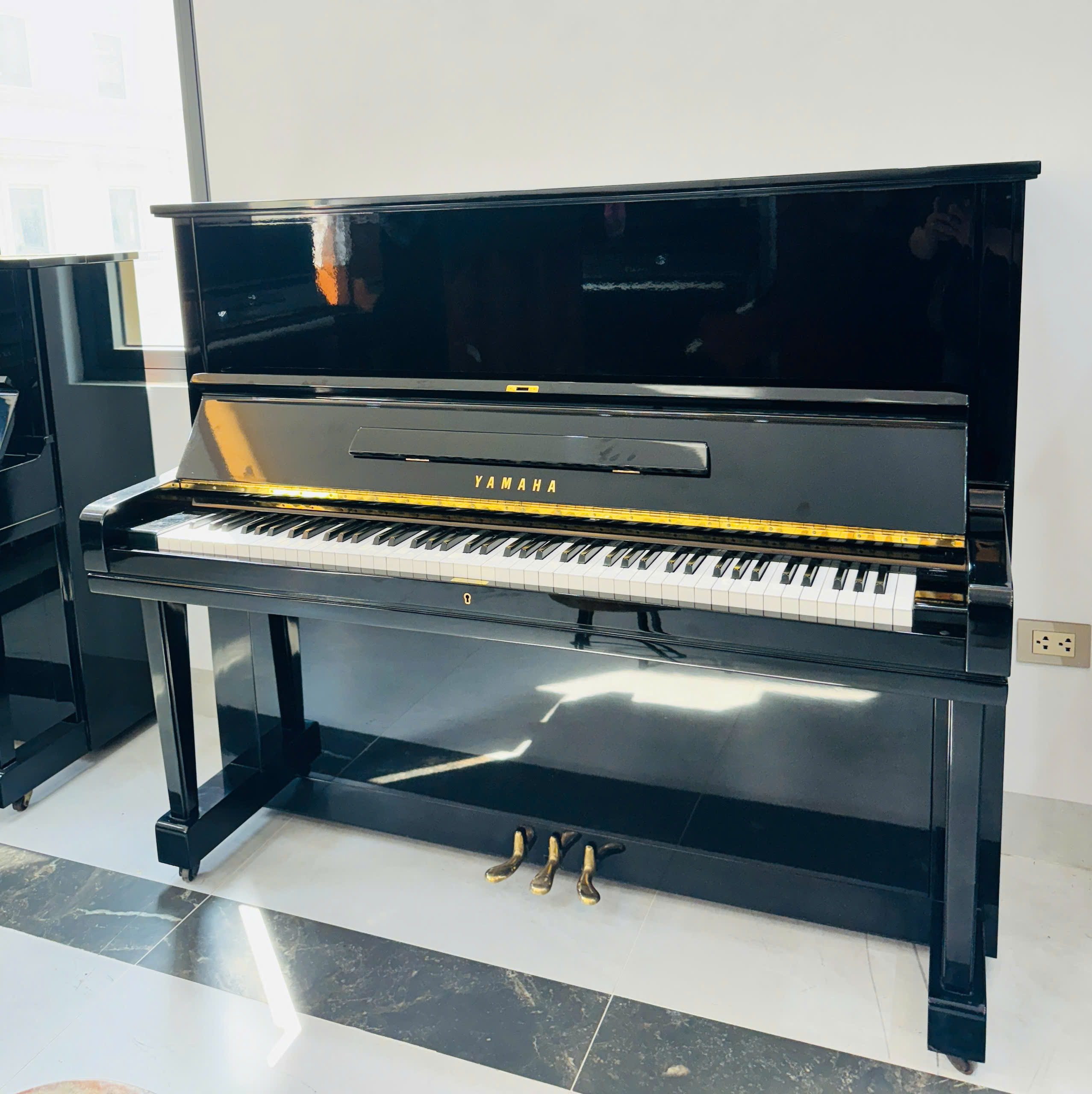 đàn piano yamaha u3e chính hãng nhật bản
