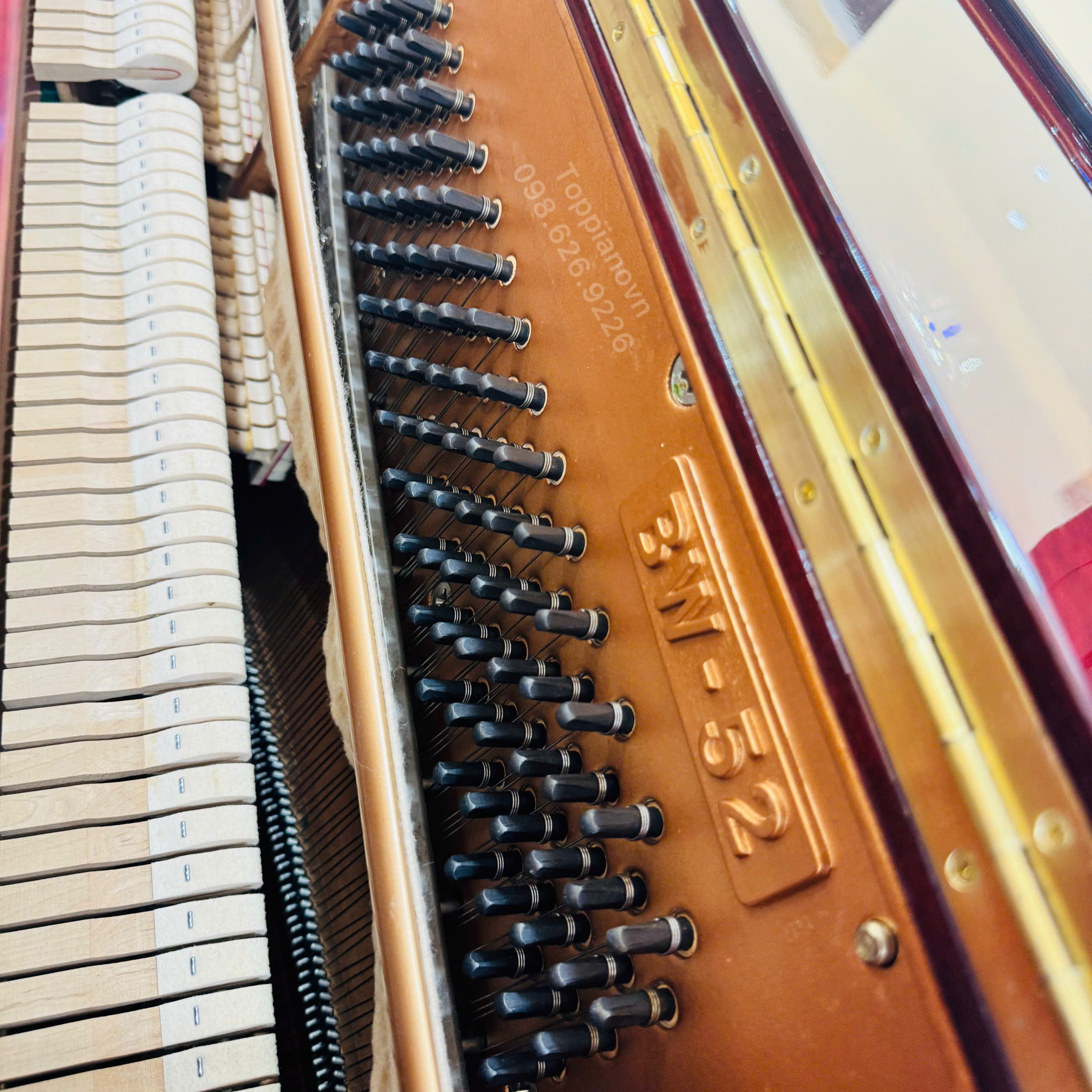 Piano Cơ Kawai BW52 – Đàn Upright Nhật Bản Cao Cấp, Giá Tốt 4 Piano Cơ Kawai BW52 – Đàn Upright Nhật Bản Cao Cấp, Giá Tốt - Ảnh 4