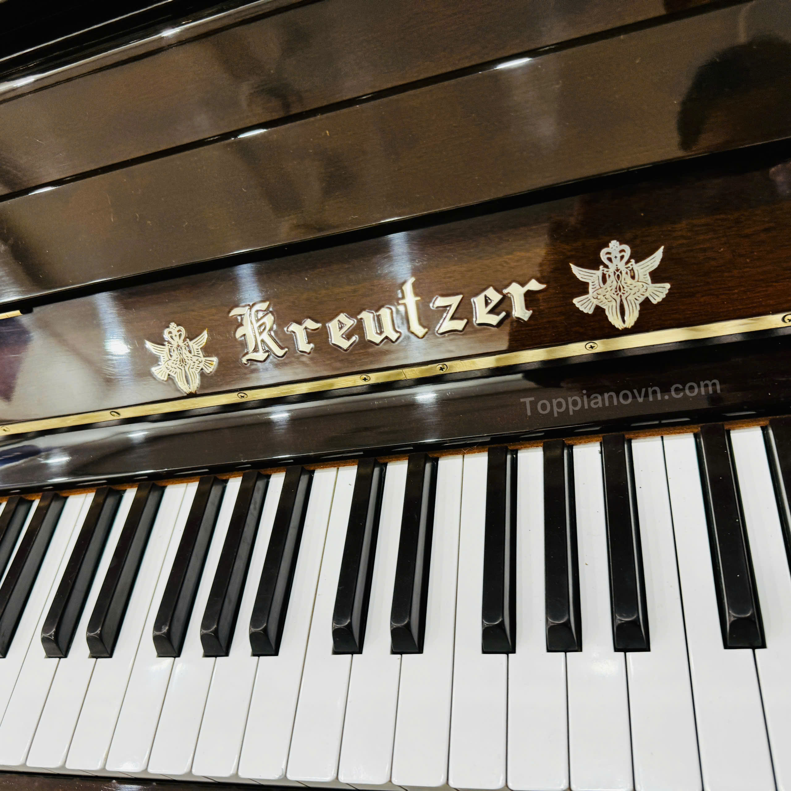 Piano Cơ Kreutzer K4 Nhật Bản Đẹp Giá Tốt Nhập Khẩu 9 Hình ảnh chi tiết dòng sản phẩm đàn piano Kreutzer K4